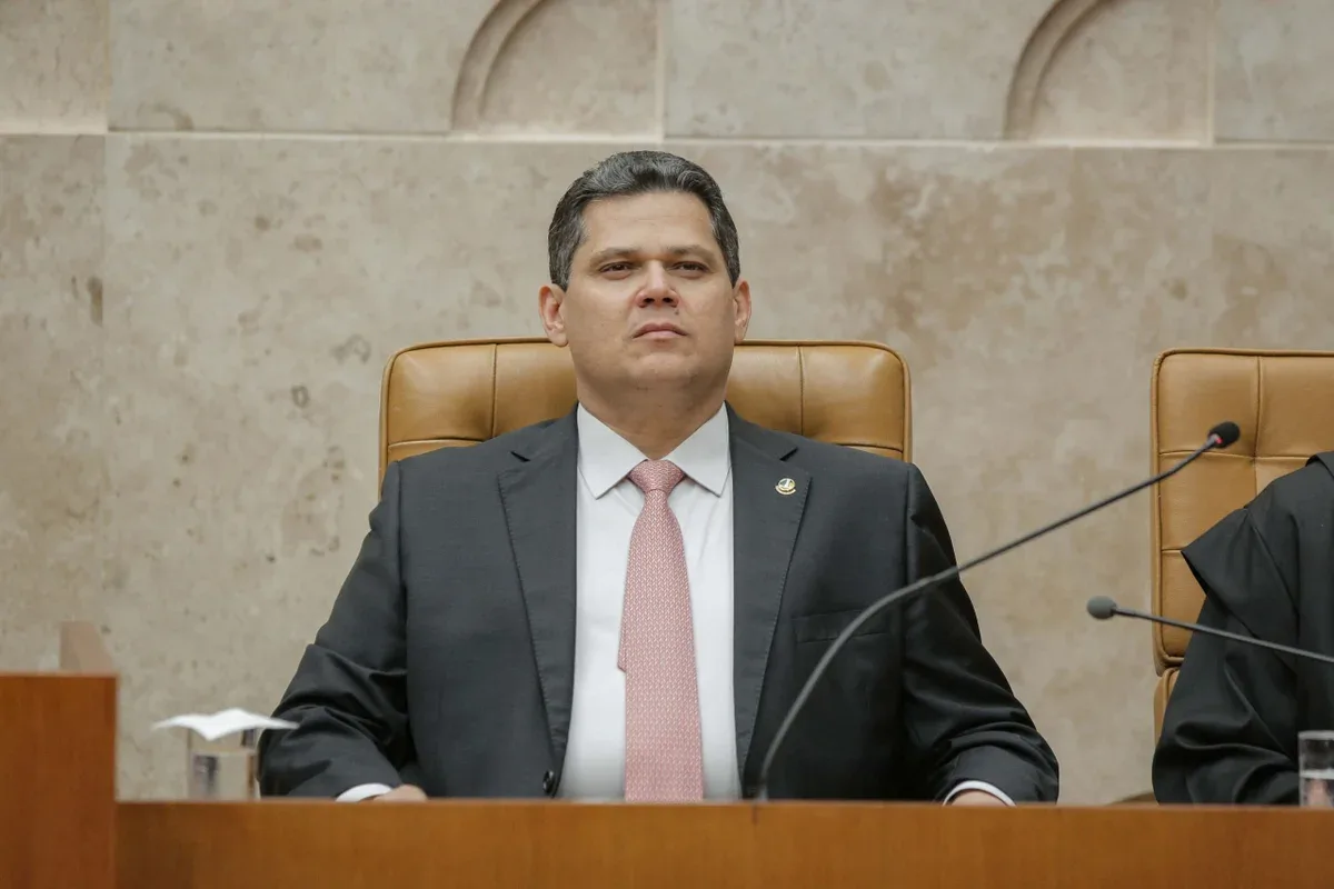 Senado desafia Planalto e avança com pacote bilionário que ameaça as contas públicas